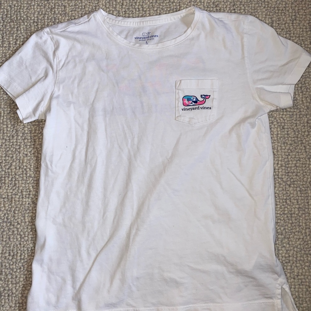 Vineyard Vines top